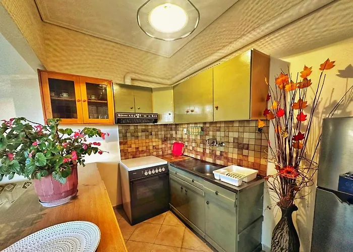Vefa's Apartment- Nei *